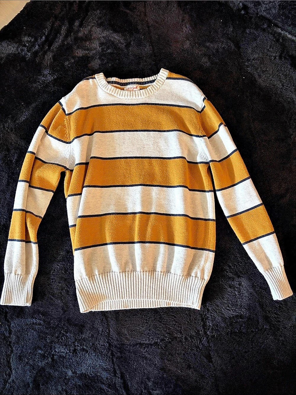 Cat & Jack Striped Crewneck Sweater in Yellow & White Size Medium
